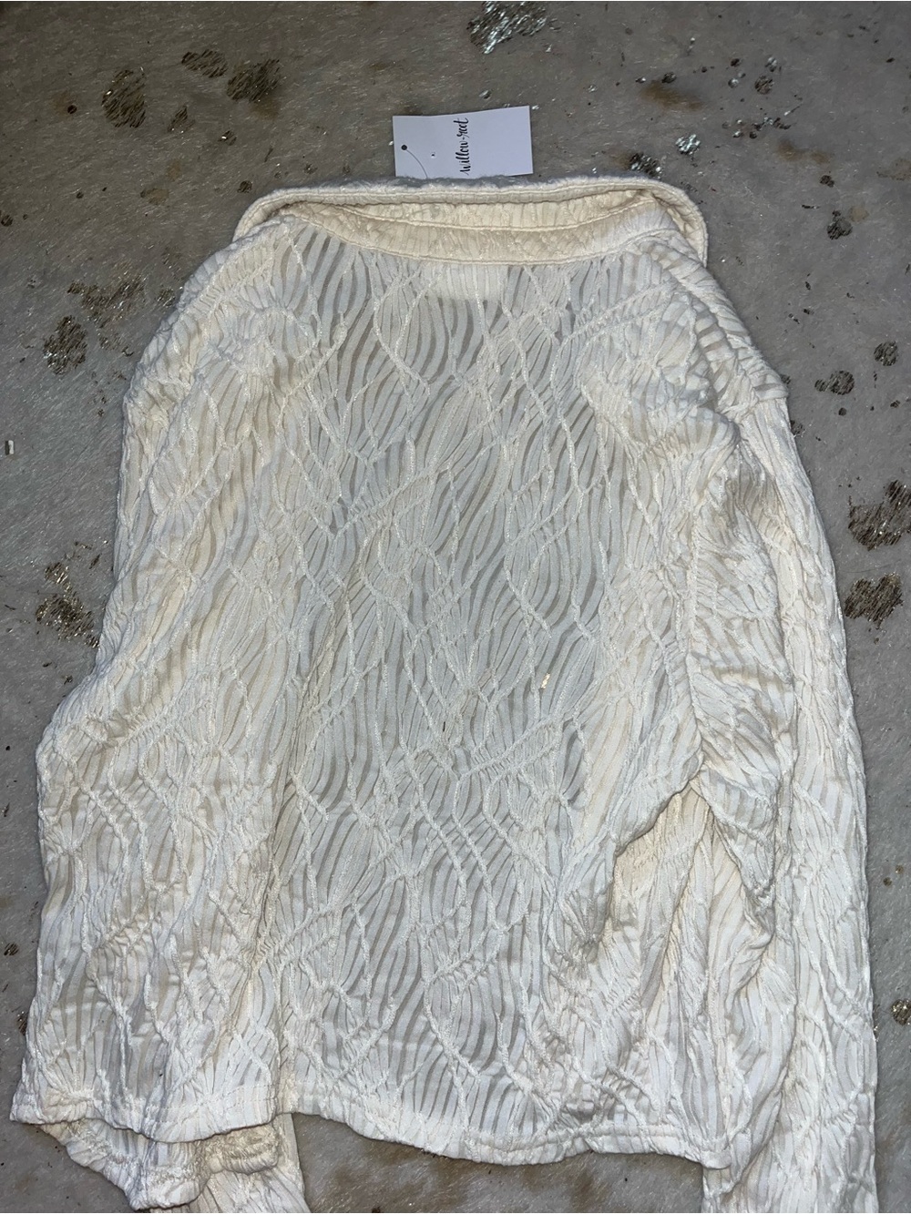 Cream Button-Down Cropped Sheer Textured Shirt - Picture 4 of 4